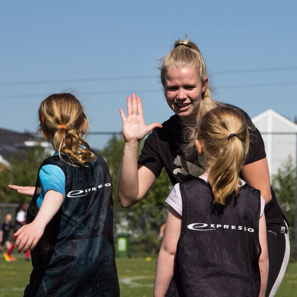 Voetbalclinic door Kika